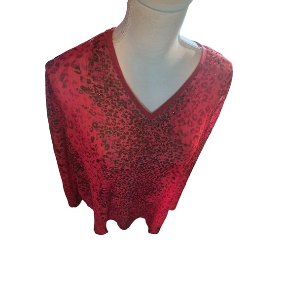 NWT Susan Graver Sz Large V neck Sheer Sassy Red Leopard pullover - Picture 7 of 7